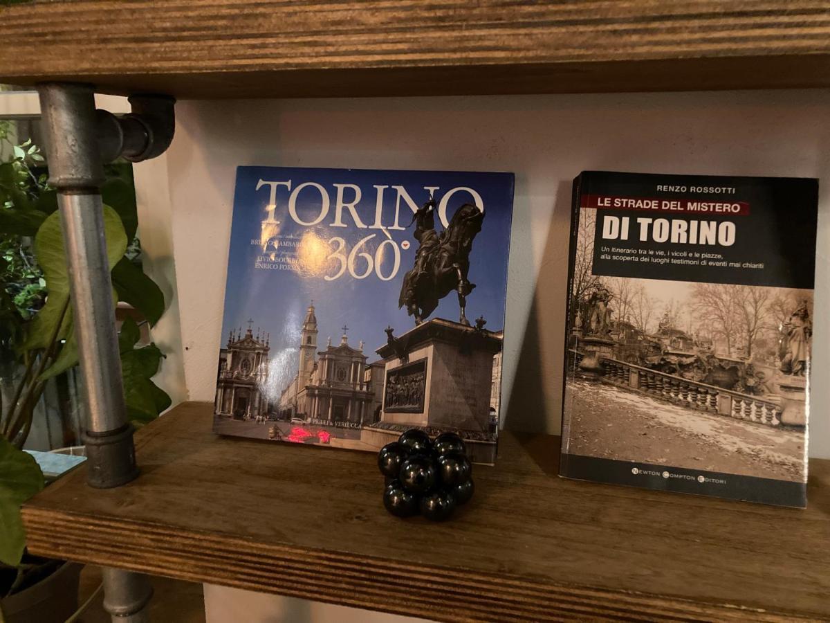 Tourinturin Appartamento In Torino Centro Luaran gambar